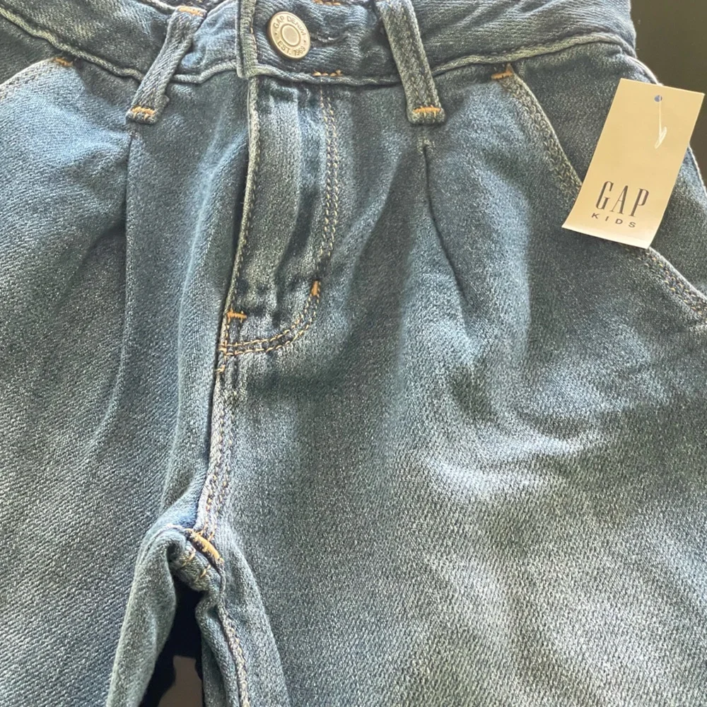 EUC Gap Kids Girls Flare Jeans - Size 6